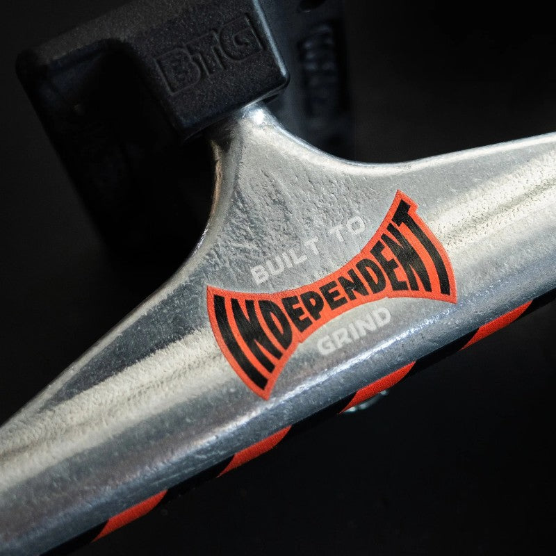 Independent Stage XI Skateboard Trucks - Built to Grind Silver/Black