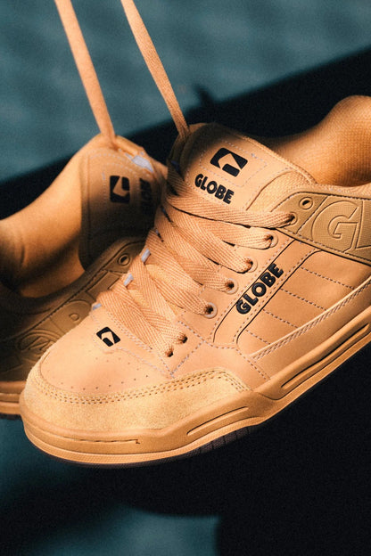 Globe Tilt - Honey/Gum