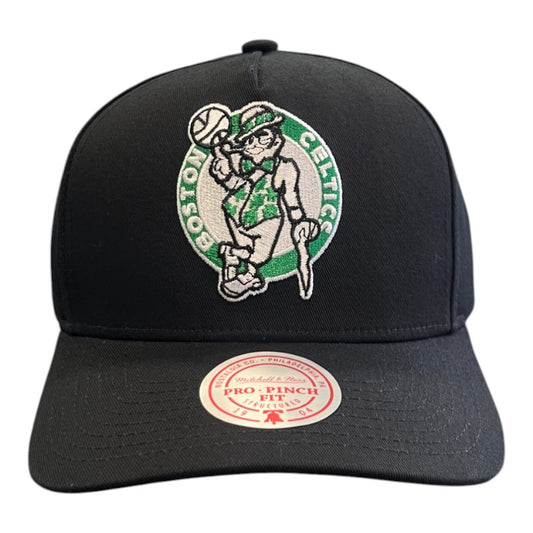 Mitchell & Ness NBA Team Pro Pinch Celtics Snapback - Black