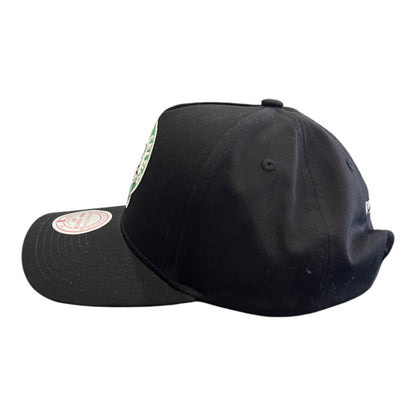Mitchell & Ness NBA Team Pro Pinch Celtics Snapback - Black